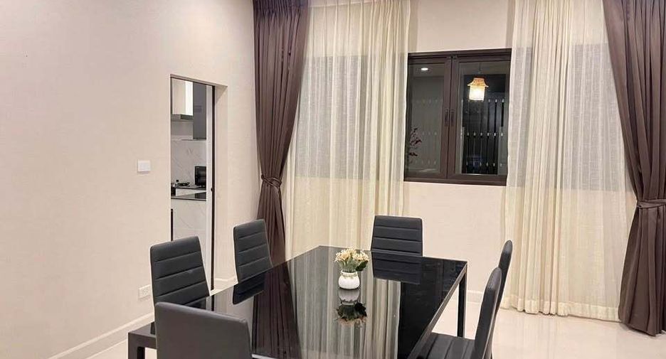 For rent 5 bedrooms house in Sai Mai, Bangkok