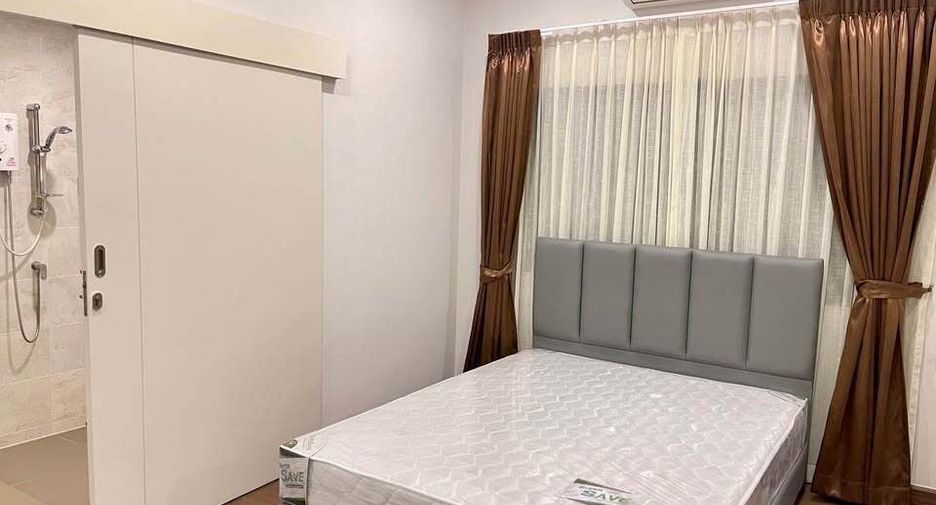 For rent 5 bedrooms house in Sai Mai, Bangkok