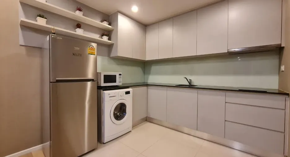 For rent 2 bedrooms condo in Watthana, Bangkok