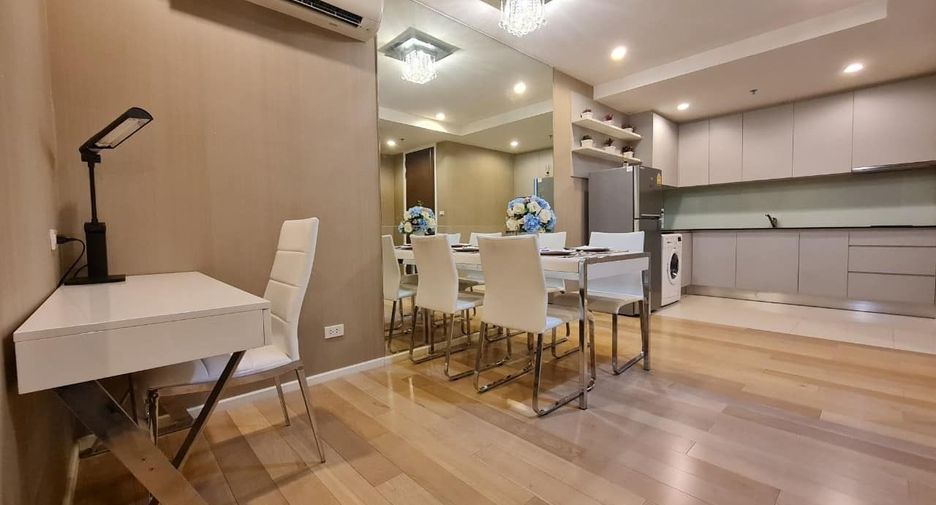 For rent 2 bedrooms condo in Watthana, Bangkok
