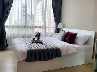 À louer 1 chambre condo à Huai Khwang, Bangkok