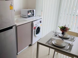 À louer 1 chambre condo à Huai Khwang, Bangkok