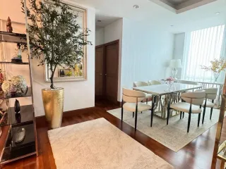 For rent 2 bedrooms condo in Sathon, Bangkok