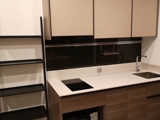 For rent 1 bed condo in Phaya Thai, Bangkok