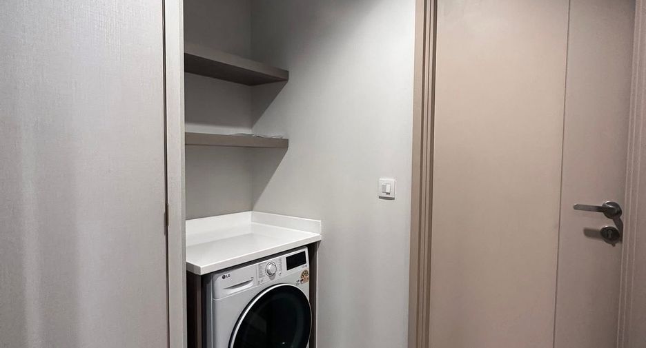For rent 1 bed condo in Thon Buri, Bangkok