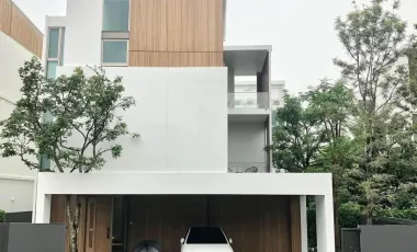 For rent 3 bedrooms house in Saphan Sung, Bangkok