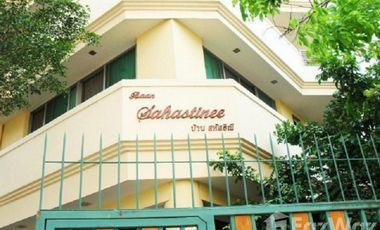 For rent 3 ベッドルーム apartment in Khlong Toei, Bangkok