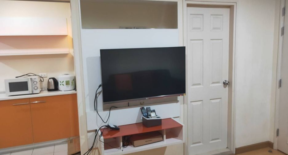 For rent 1 bed condo in Khlong Toei, Bangkok