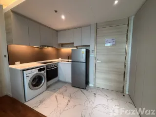 For rent 2 bedrooms apartment in Khlong Toei, Bangkok