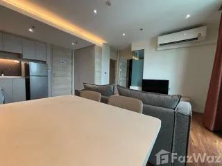For rent 2 bedrooms apartment in Khlong Toei, Bangkok