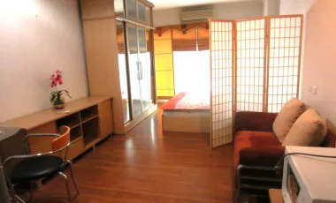 À louer studio condo à Watthana, Bangkok