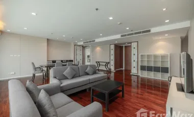 Apartamento en alquiler de 3 habitaciones en Khlong Toei, Bangkok