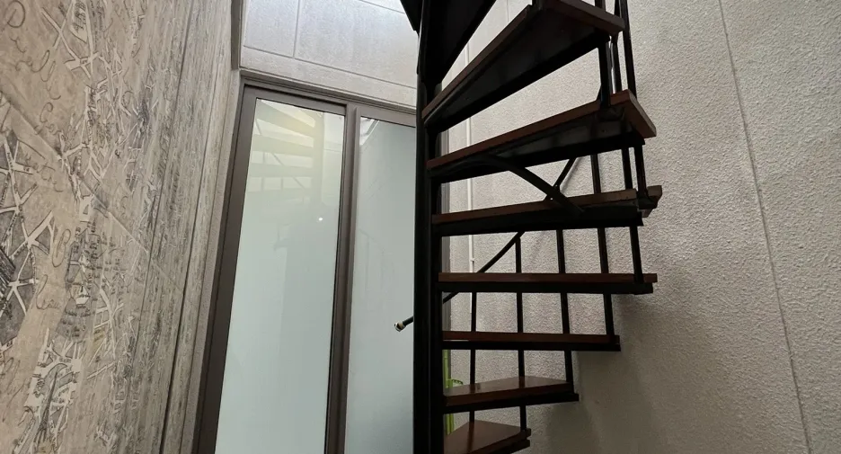 Condo en alquiler de 4 habitaciones en Watthana, Bangkok