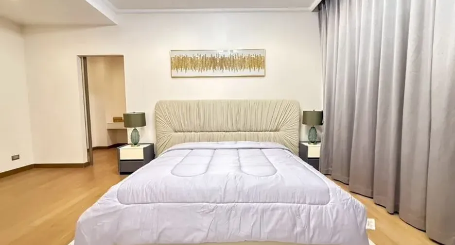Wohnung zur Miete mit 3 Zimmer in Watthana, Bangkok