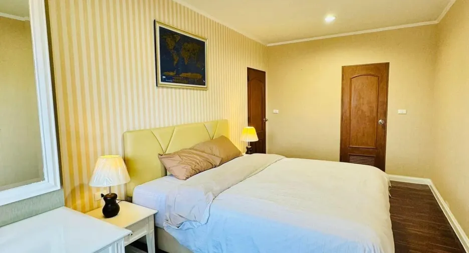 For rent 1 bed condo in Watthana, Bangkok