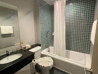 For rent 3 bedrooms condo in Pathum Wan, Bangkok