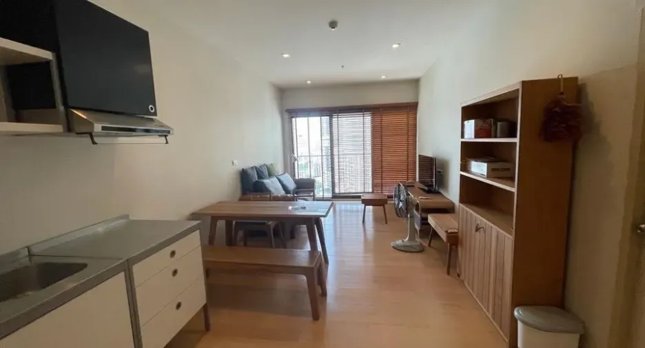 For rent 1 bed condo in Phaya Thai, Bangkok