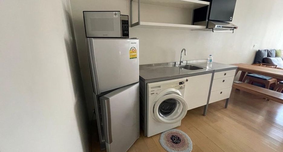 For rent 1 bed condo in Phaya Thai, Bangkok