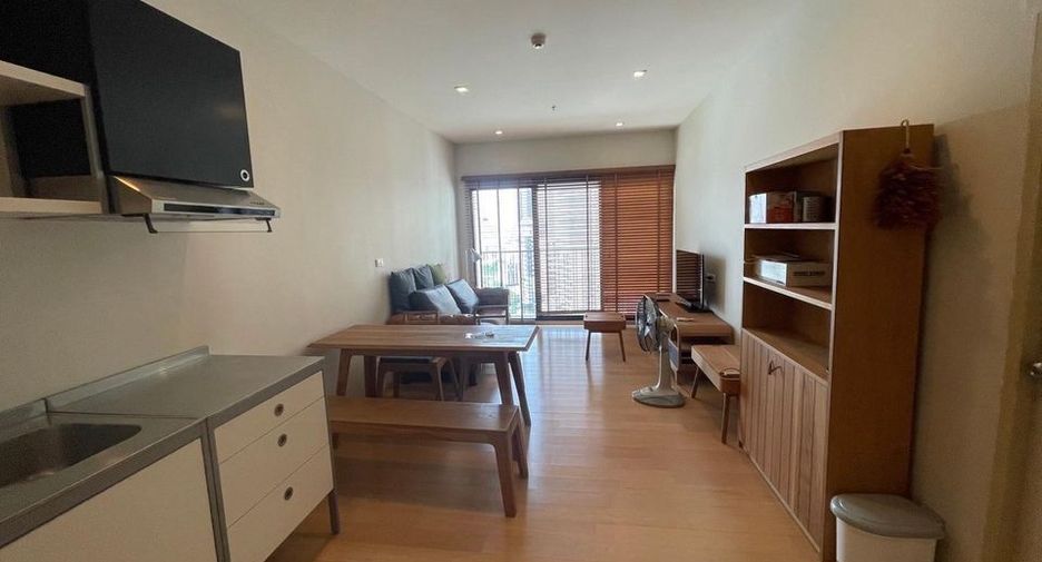 For rent 1 bed condo in Phaya Thai, Bangkok