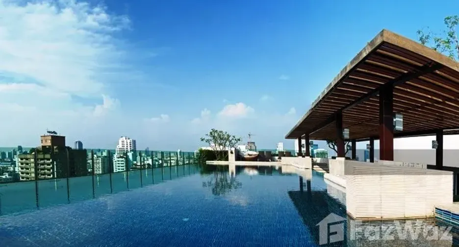 For rent 3 bedrooms condo in Watthana, Bangkok