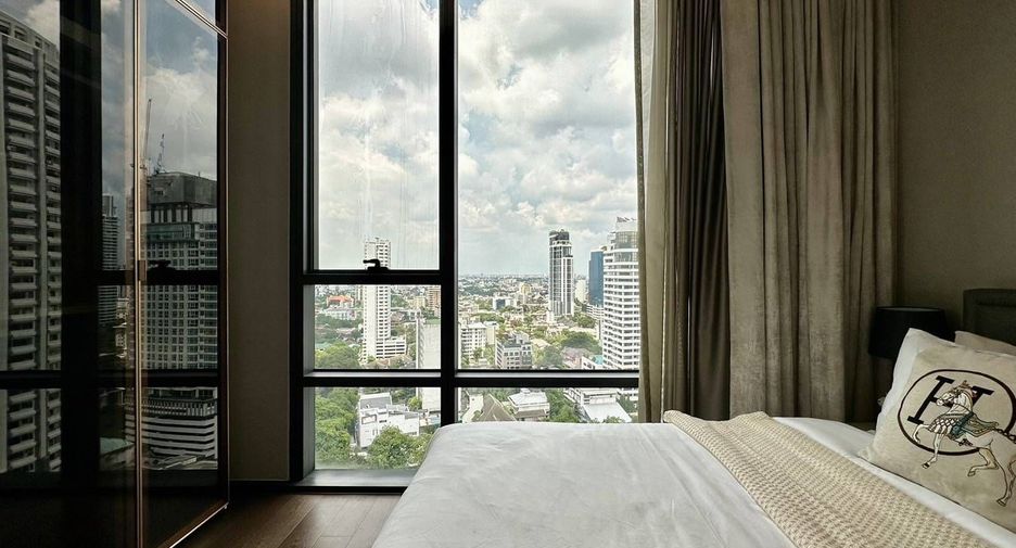 For rent 2 bedrooms condo in Watthana, Bangkok