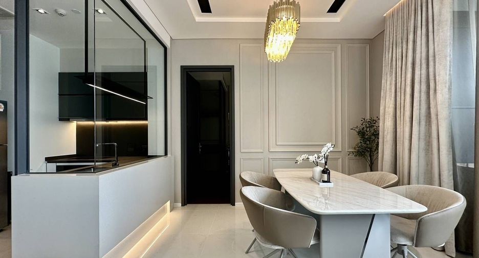For rent 2 bedrooms condo in Watthana, Bangkok
