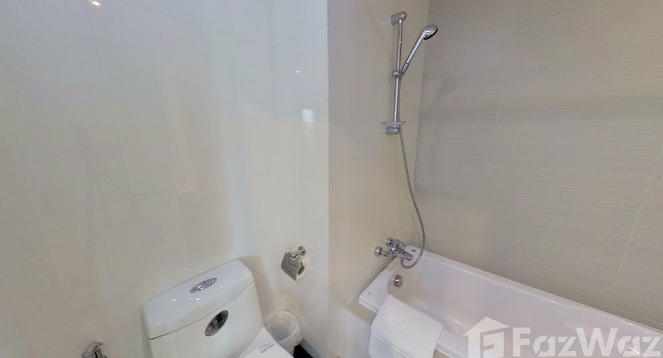 For rent 2 bedrooms apartment in Watthana, Bangkok