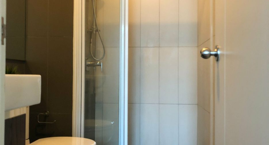For rent 1 bed condo in Huai Khwang, Bangkok