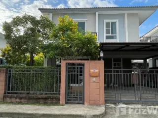 For rent 3 bedrooms house in Suan Luang, Bangkok