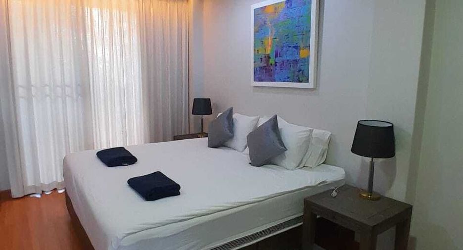 For rent 2 bedrooms condo in Sathon, Bangkok