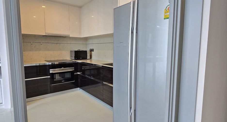 Wohnung zur Miete mit 2 Zimmer in Sathon, Bangkok