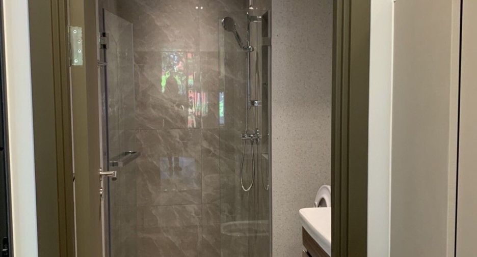 For rent 1 bed condo in Phra Khanong, Bangkok