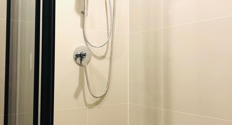 Wohnung zur Miete mit 1 Zimmer in Huai Khwang, Bangkok