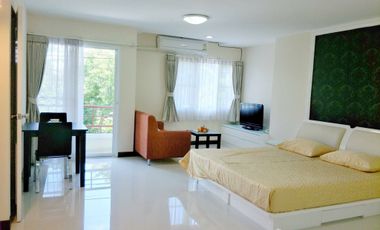 For rent studio condo in Khlong Toei, Bangkok