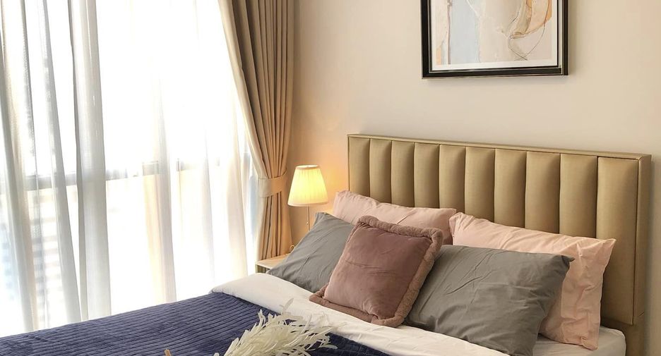 For rent studio condo in Khlong Toei, Bangkok