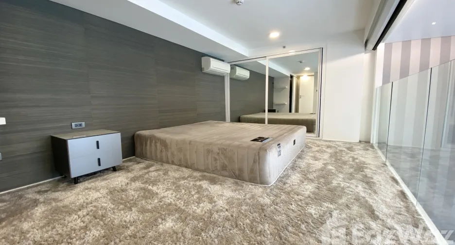 For rent 1 bed condo in Watthana, Bangkok