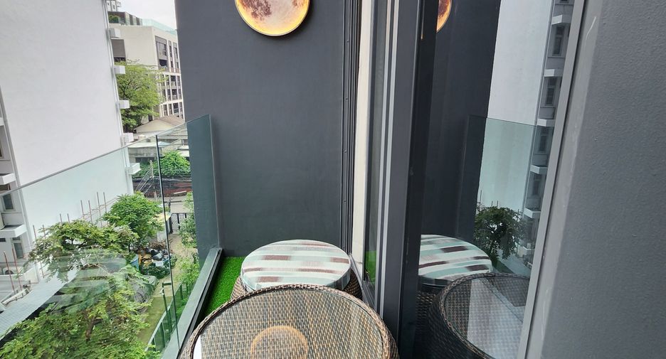 For rent 1 bed condo in Watthana, Bangkok