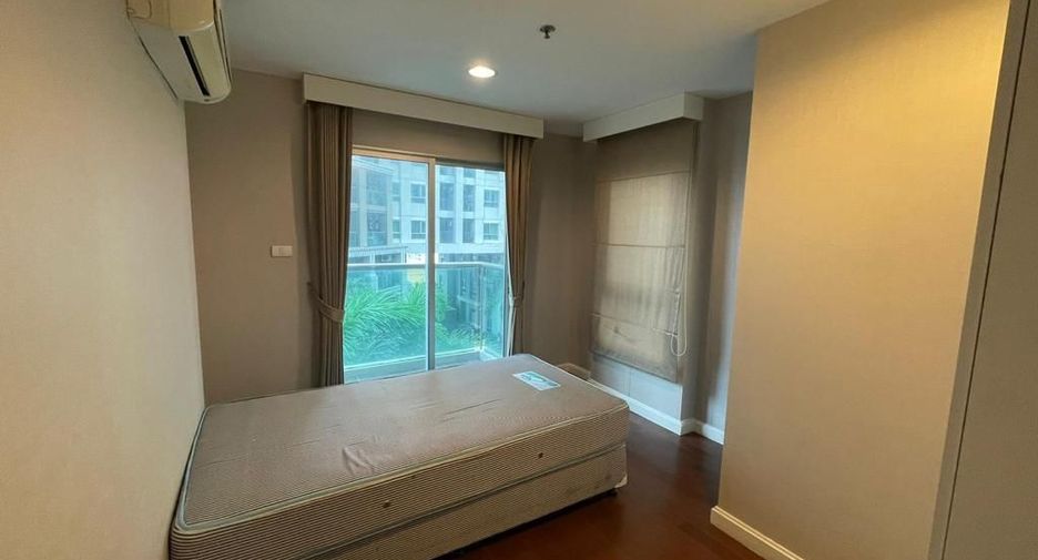 Condo en alquiler de 2 habitaciones en Huai Khwang, Bangkok