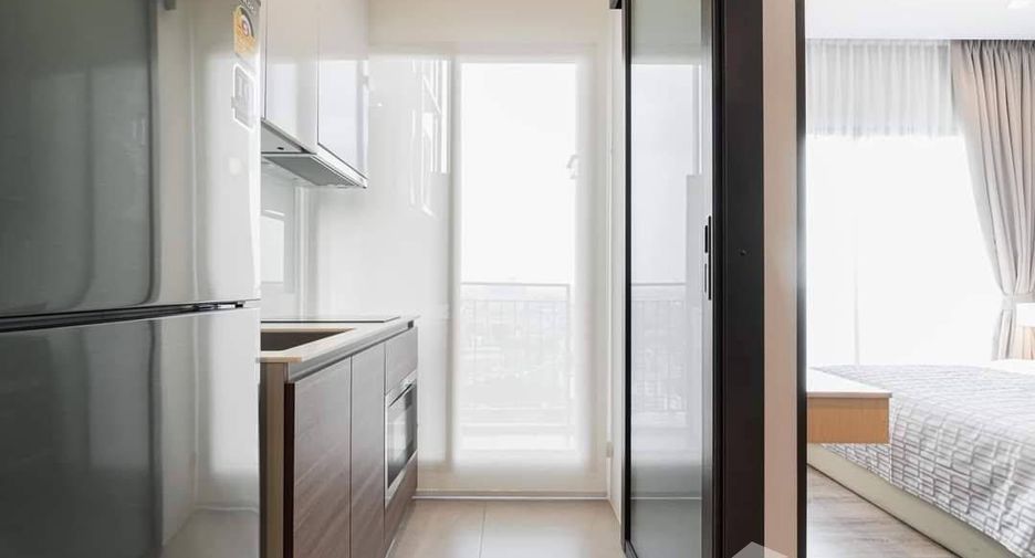 For rent 1 bed condo in Bang Phlat, Bangkok