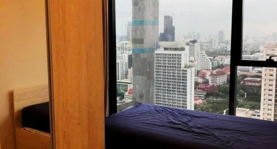 For rent 2 bedrooms condo in Khlong Toei, Bangkok