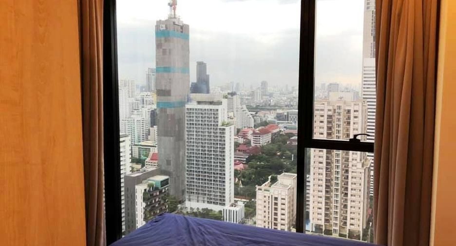 For rent 2 bedrooms condo in Khlong Toei, Bangkok