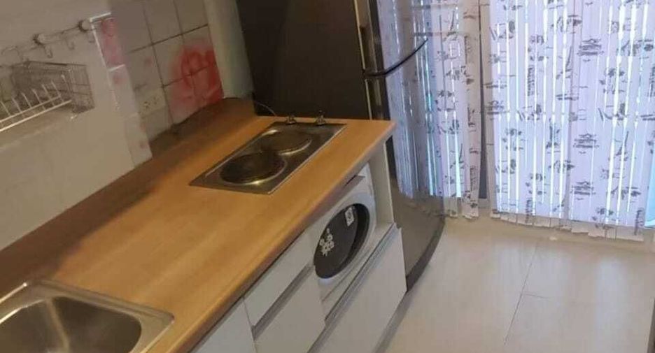 Condo en alquiler de 1 habitaciones en Huai Khwang, Bangkok