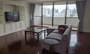 À louer 3 chambres condo à Watthana, Bangkok