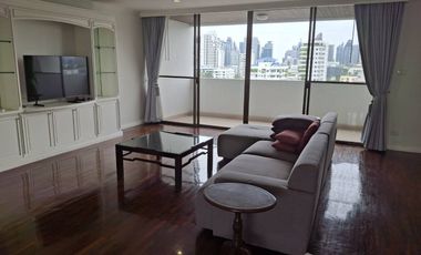 For rent 3 bedrooms condo in Watthana, Bangkok