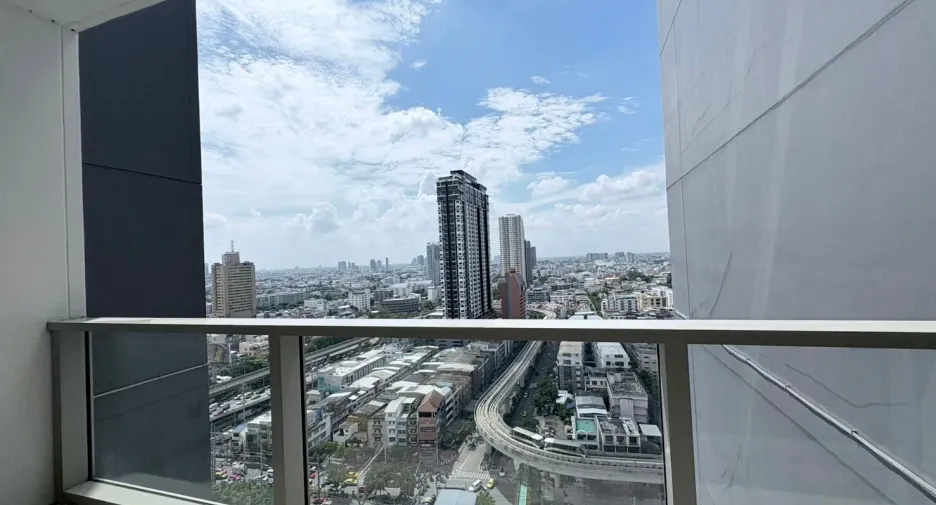 Wohnung zur Miete mit 2 Zimmer in Sathon, Bangkok