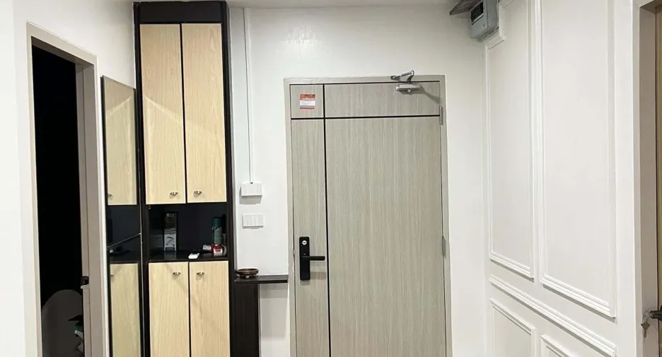 For rent 2 bedrooms condo in Khlong Toei, Bangkok