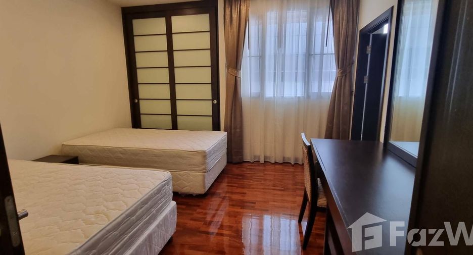 À louer 3 chambres appartement à Watthana, Bangkok