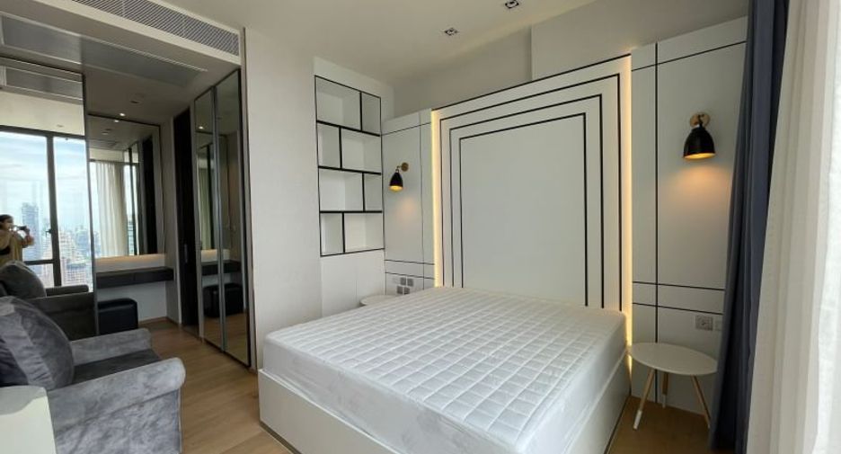 Wohnung zur Miete mit 2 Zimmer in Pathum Wan, Bangkok