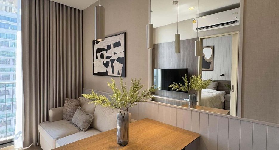 For rent 1 bed condo in Watthana, Bangkok