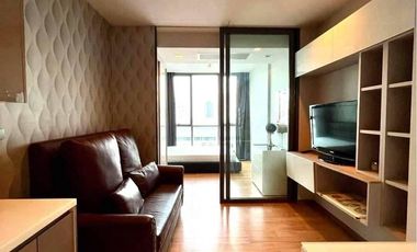 Condo en alquiler de 1 habitaciones en Khlong Toei, Bangkok